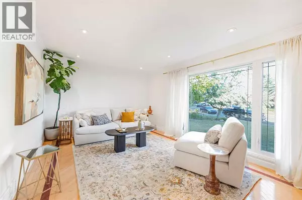 Calgary, AB T2J3T2,12235 Lake Fraser Way SE