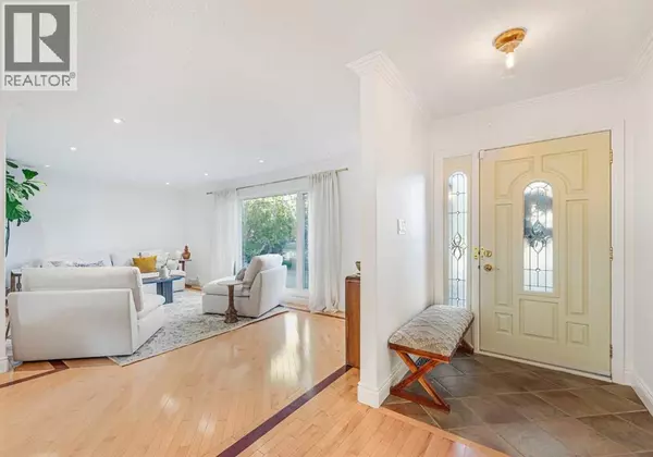 Calgary, AB T2J3T2,12235 Lake Fraser Way SE