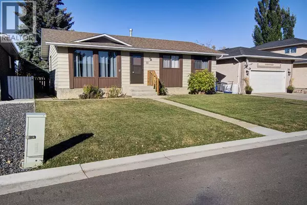 Claresholm, AB T0L0T0,22 Westrose Avenue