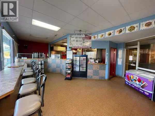 Hinton, AB T7V2B1,1, 114 Park Street