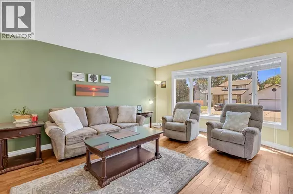 Airdrie, AB T4B1A6,32 Rideau Close SW