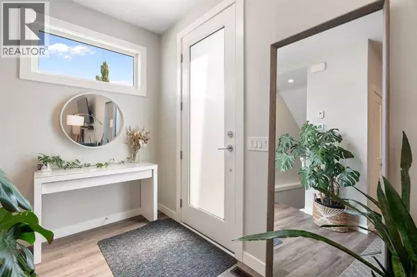 Calgary, AB T2E1S2,2, 136 21 Avenue NE