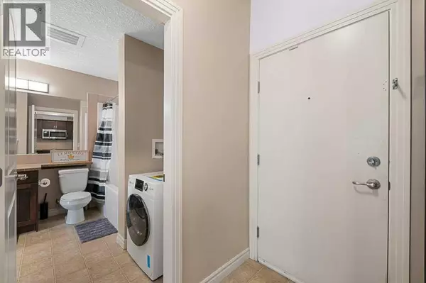 Calgary, AB T3G0A7,240, 60 Royal Oak Plaza NW