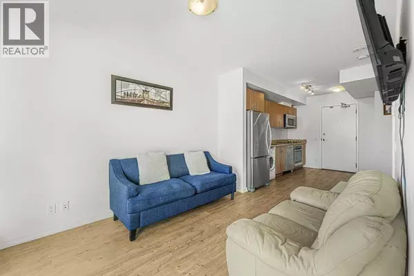 Calgary, AB T2G1T2,1009, 450 8 Avenue SE