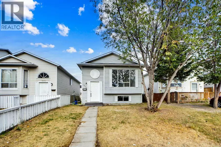 6032 Martingrove Road, Calgary, AB T3J2M8