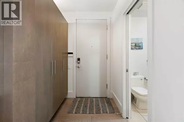 Calgary, AB T2M3J6,102, 1407 Kensington Close NW