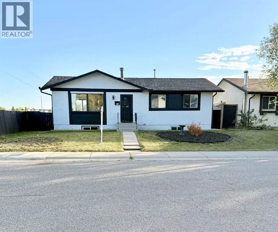 Calgary, AB T2A5M8,951 Maitland Way NE