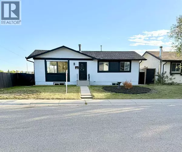 951 Maitland Way NE, Calgary, AB T2A5M8