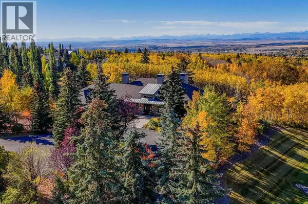 27 Pinnacle Ridge Drive SW, Rural Rocky View County, AB T3Z3N7