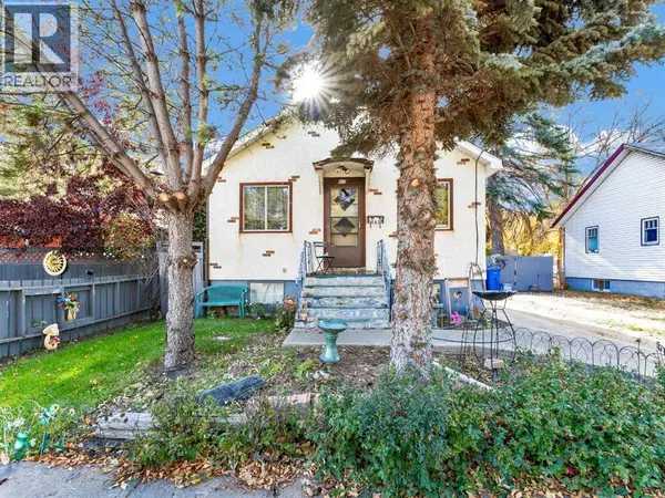 Medicine Hat, AB T1A1M7,813 8 Street SE