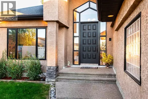 Three Hills, AB T0M2A0,845 1 Street SE