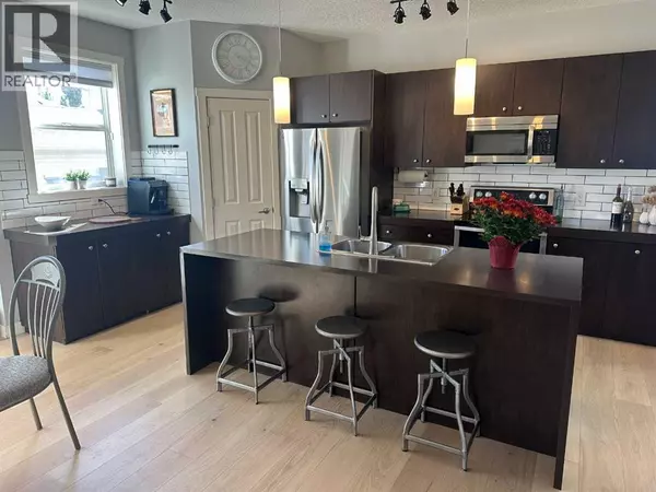 Calgary, AB T2Z0S1,64 Elgin Meadows Manor SE