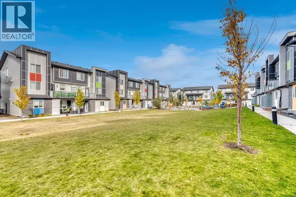 Calgary, AB T3N1M6,201, 235 Redstone  NE