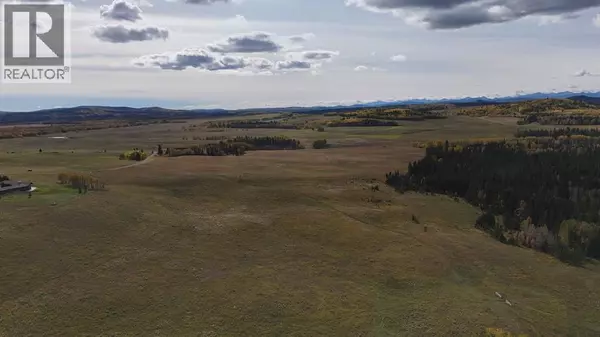 Rural Rocky View County, AB T3Z0B8,79.95 Acres Township Road 242