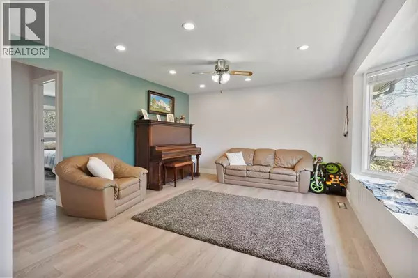 Raymond, AB T0K2S0,486N 100E