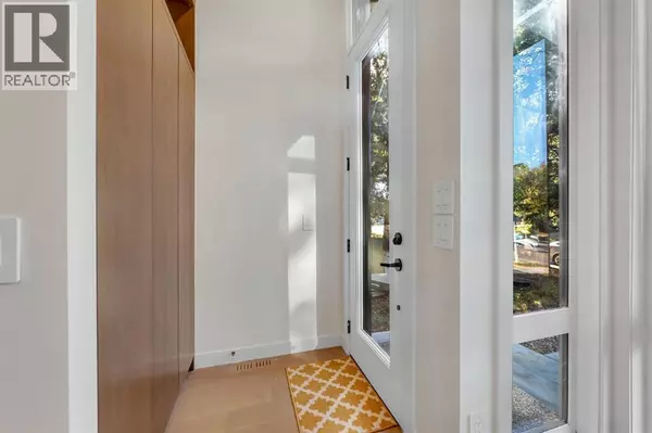 Calgary, AB T6T0B3,5018 21A Street SW