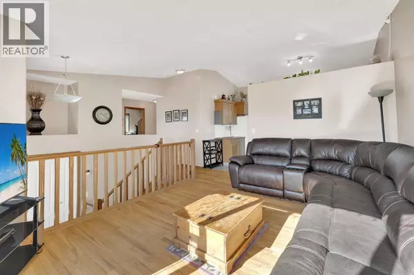 Red Deer, AB T4R3E7,86 Donald Close