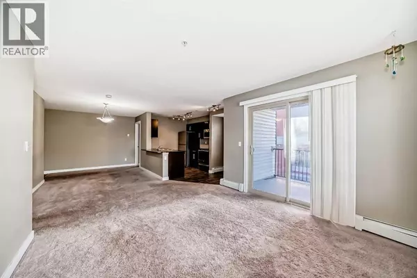 Airdrie, AB T4B3V7,8201, 403 Mackenzie Way SW