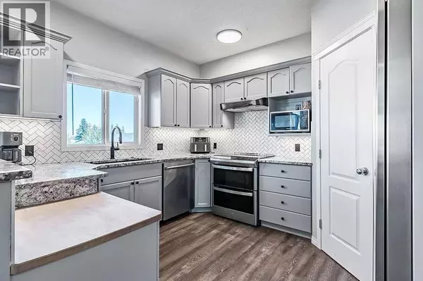 Okotoks, AB T1S1M7,125 Cimarron Rise