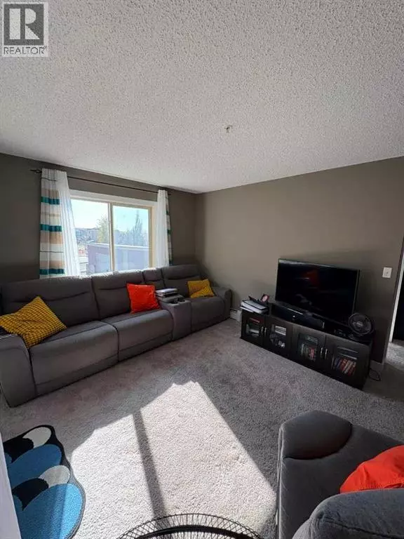 Calgary, AB T3J0S2,218, 5 Saddlestone Way NE
