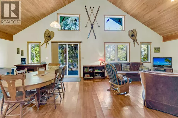 Gull Lake, AB T4L2N1,97 Oliver Avenue