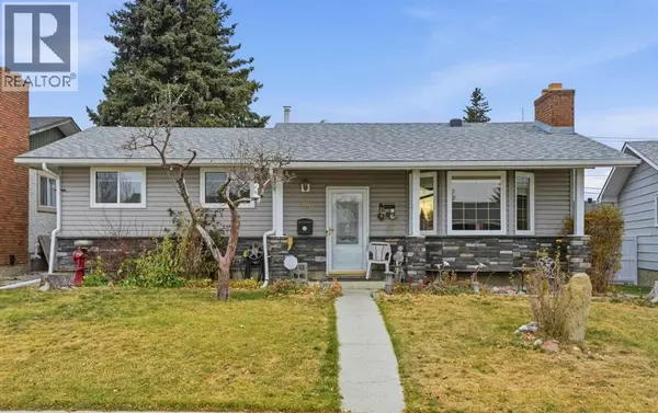 5202 Whitestone Road NE, Calgary, AB T1Y1T6