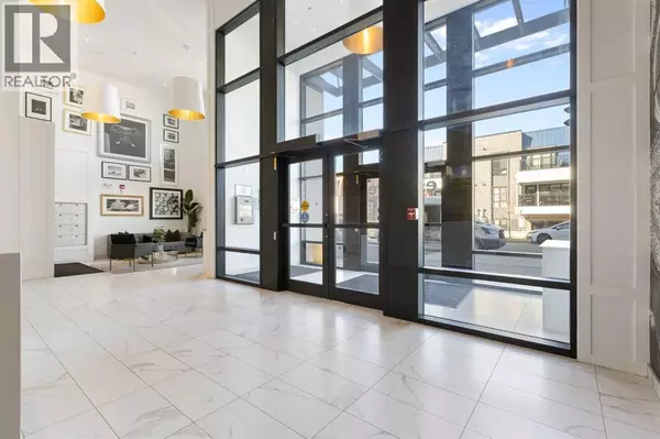 Calgary, AB T3B6M2,325, 4275 Norford Avenue NW
