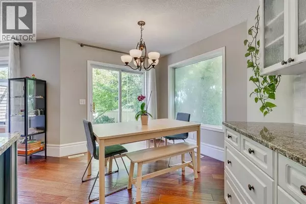 Calgary, AB T2X3P4,219 Chapalina Place SE