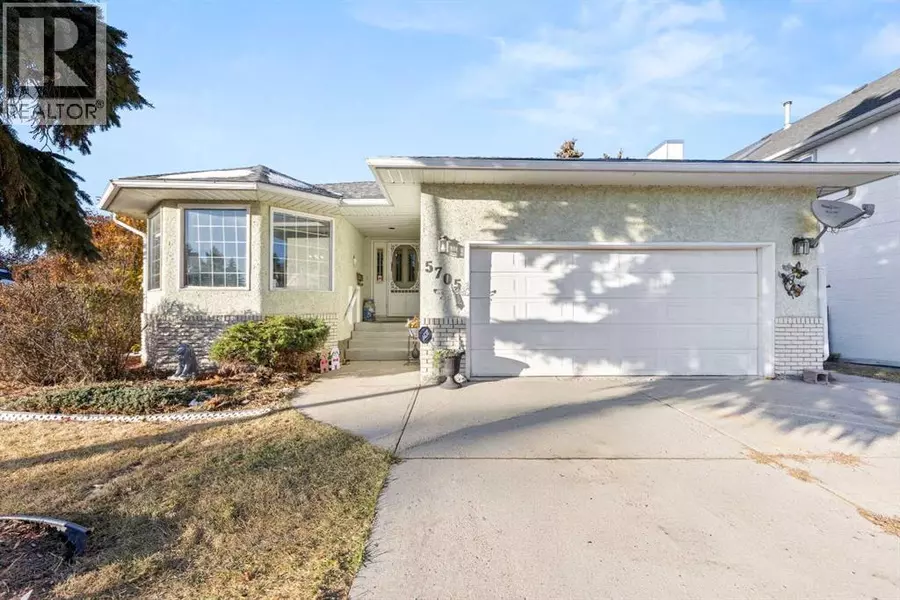 5705 59 Avenue, Olds, AB T4H1K3