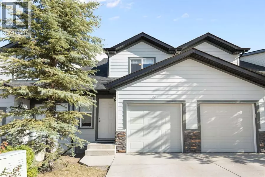 48 Panatella Villas NW, Calgary, AB T3K0G6