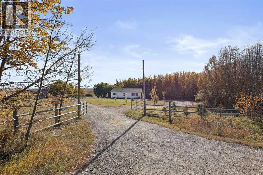 25113 Twp Rd 272, Rural Rocky View County, AB T4B2A3