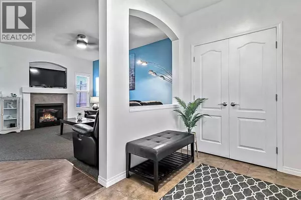 Okotoks, AB T1S0H4,111 Drake Landing Loop