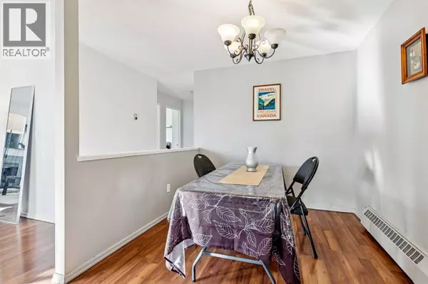 Calgary, AB T2K5X1,215, 335 Garry Crescent NE