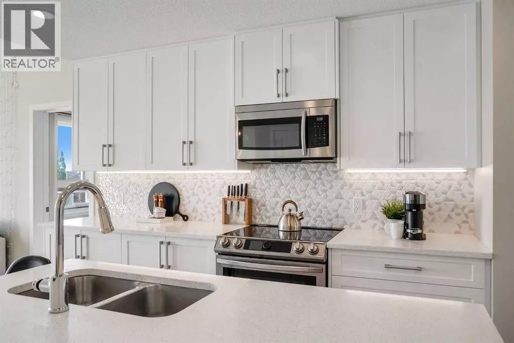 Calgary, AB T3H6A7,318, 8530 8A Avenue SW