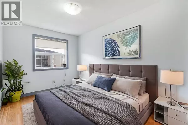 Airdrie, AB T4B0L5,2332, 700 Willowbrook Road NW