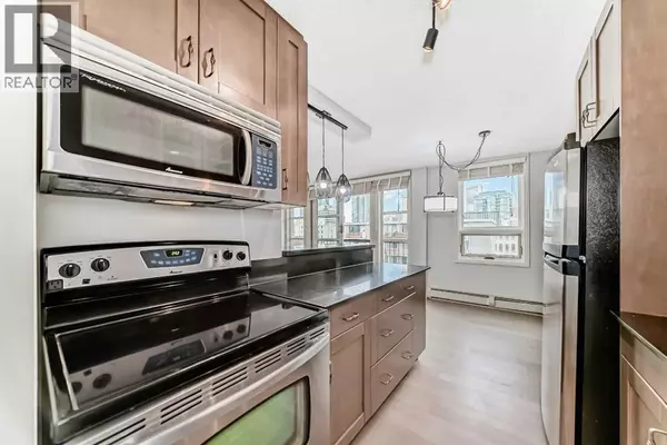 Calgary, AB T2R0N3,903, 733 14 Avenue SW