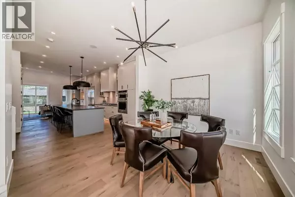 Calgary, AB T2T5C4,5005 21A Street SW