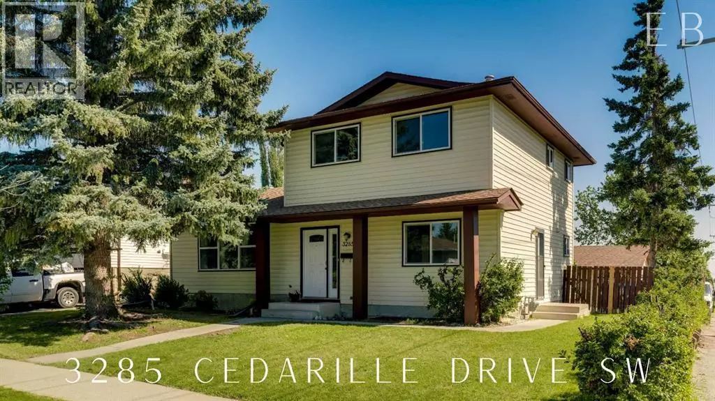 Calgary, AB T2W2N2,3285 Cedarille Drive SW