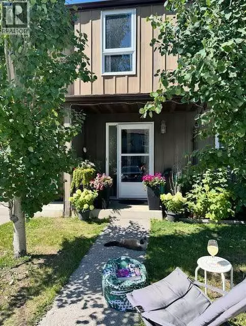 338, 457 COLLINGE Road, Hinton, AB T7V1K8