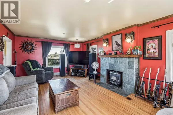 Carstairs, AB T0M0N0,663 10 Avenue S