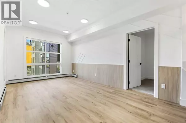 Calgary, AB T3E0E6,313, 370 Dieppe Drive SW