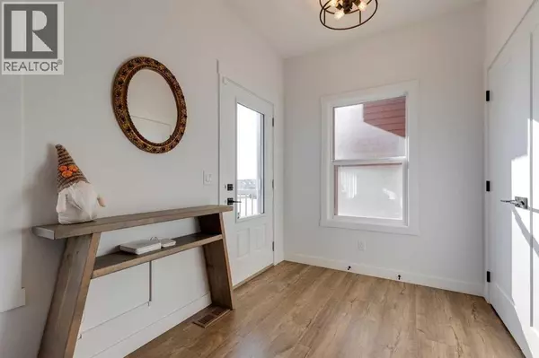 Calgary, AB T3P1N2,14965 1 Street NW