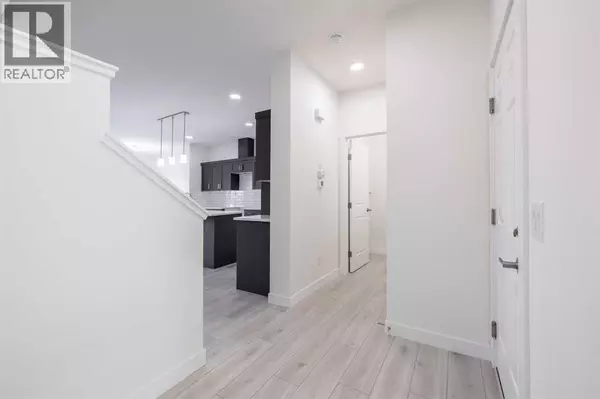 Cochrane, AB T4C0L3,51 Heritage Manor