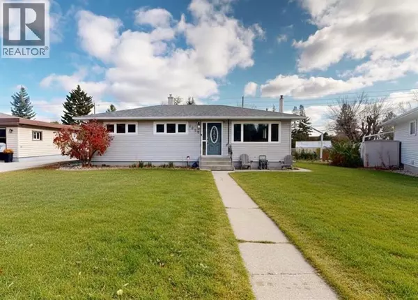 8028 5 Street SW, Calgary, AB T2V1C5