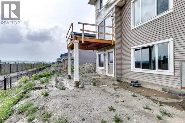 Cochrane, AB T4C3E6,99 Saddlebred Place