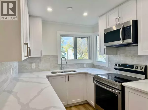 77, 115 Bergen Road NW, Calgary, AB T3K1P2