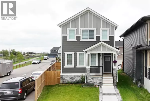 117 Midtown Close SW, Airdrie, AB T4B5G9