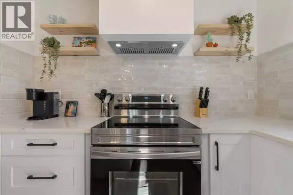 Calgary, AB T3K1A2,966 Berkley Drive NW