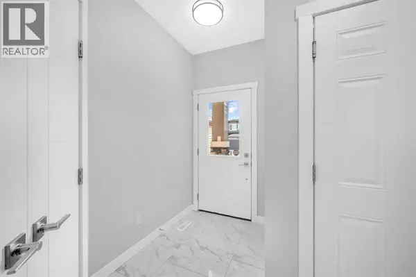 Calgary, AB T3N1Y6,430 Corner Meadows Way NE