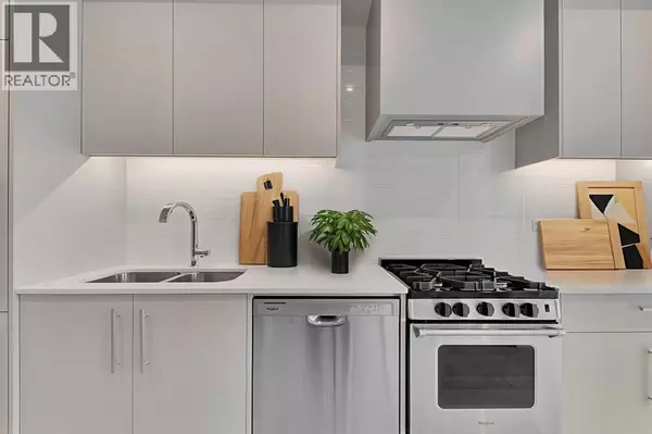 Calgary, AB T3H6M1,516, 8230 Broadcast Avenue SW